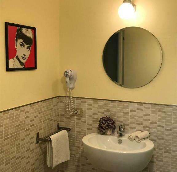 スタンダードルーム, La Sosta Fuori Stazione