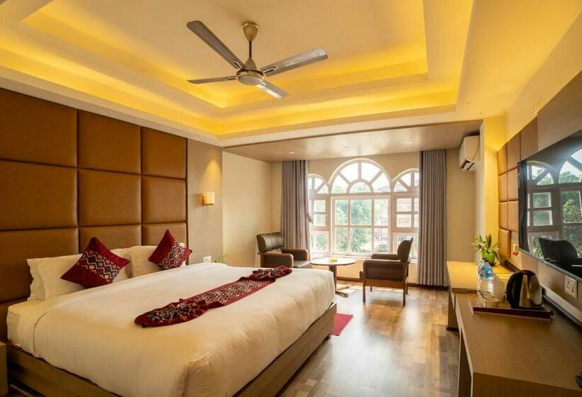 سوییت, Avocado Orchid Resort