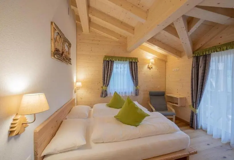اتاق استاندارد با بالکن, Eco Green Fiores Agriturismo