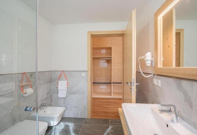 اتاق استاندارد با بالکن, Eco Green Fiores Agriturismo