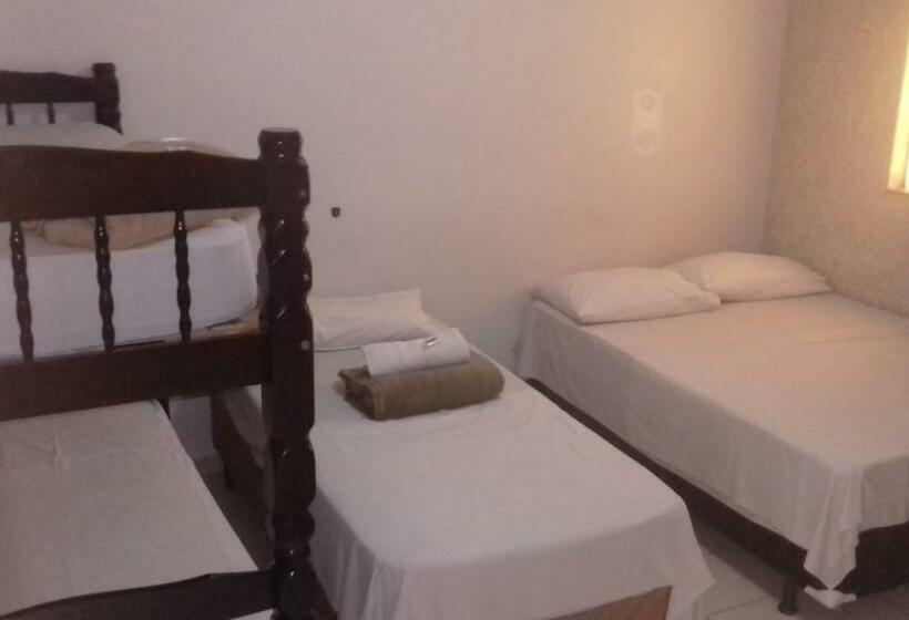 スタンダード４人部屋, Goiás Norte
