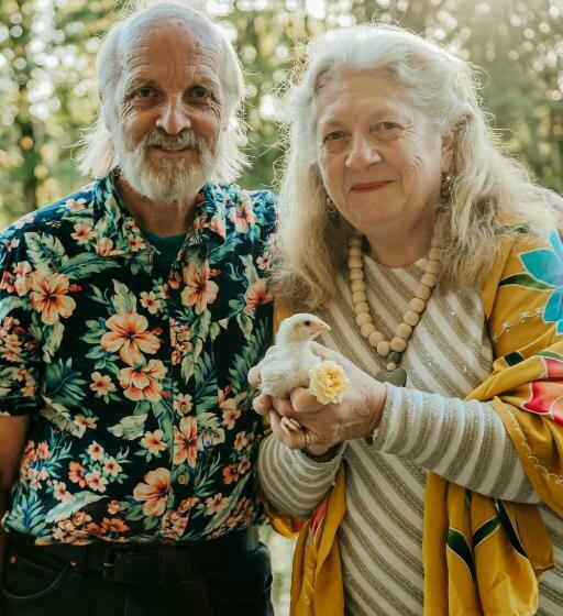 غرفة أساسية, Healing Ponds Farm