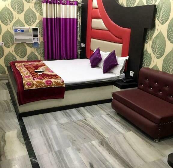 غرفة ديلوكس, Natraj