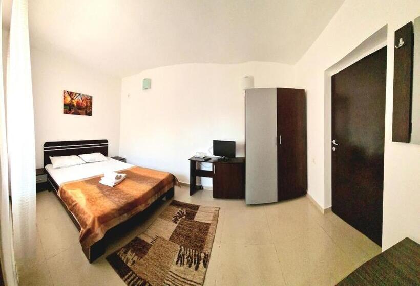 اتاق استاندارد, Pensiunea Miraj