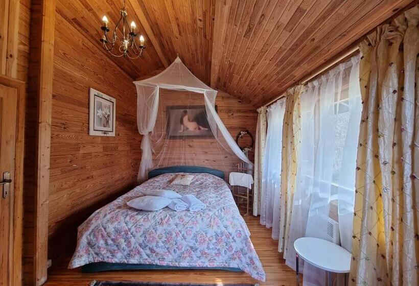 بانگلوی استاندارد, Viesu Nams Vecmuiža