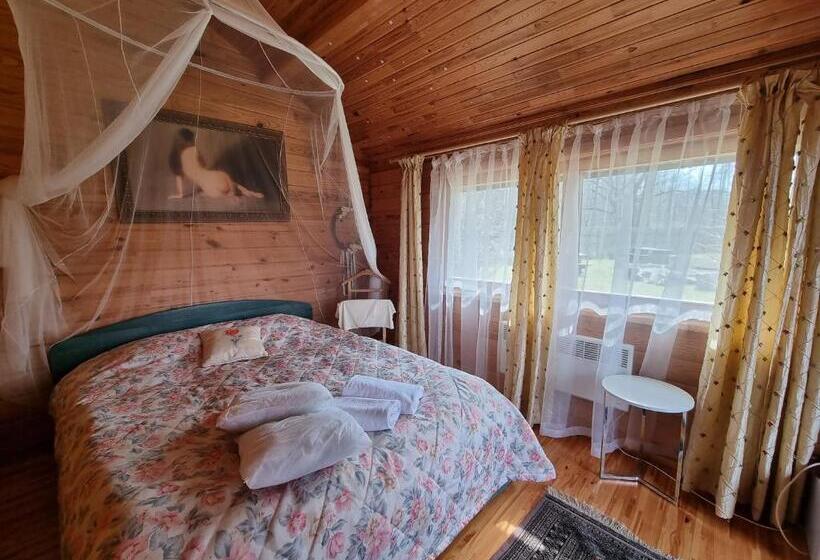 بانگلوی استاندارد, Viesu Nams Vecmuiža