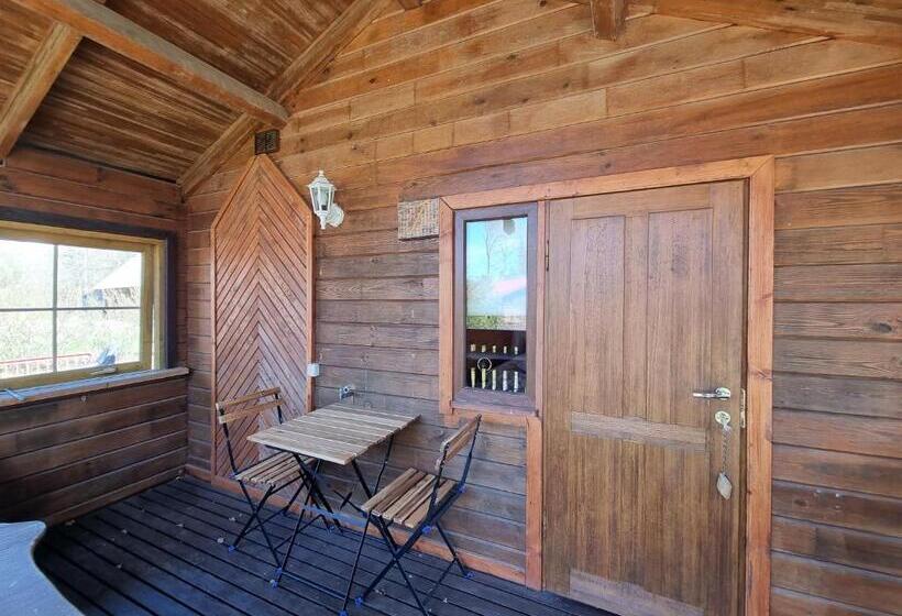 بانگلوی استاندارد, Viesu Nams Vecmuiža