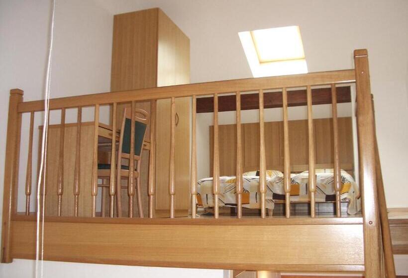 Deluxe room with river view, Country House Hotel Zlata Ribica