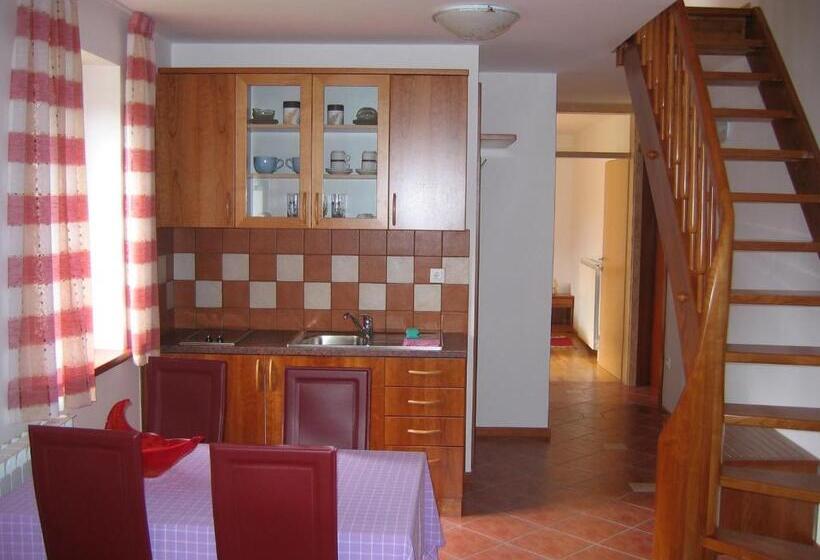 اتاق لوکس خانوادگی, Country House Hotel Zlata Ribica