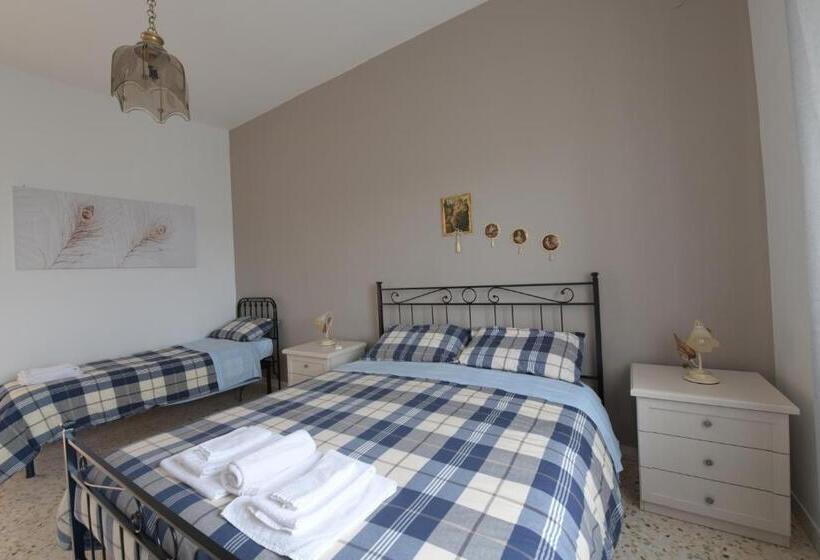 豪华三人间, Agriturismo Masseria Santa Lucia Al Bradano