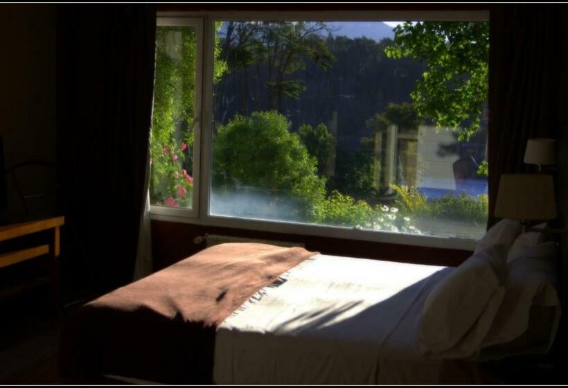 Полулюкс Вид на Озеро, Puerto Manzano Suites By Visionnaire