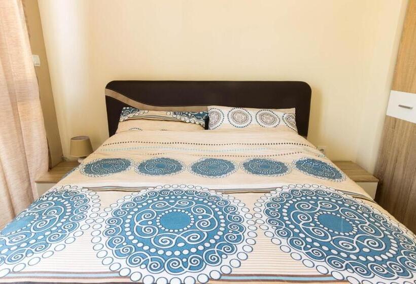 اتاق استاندارد, Art Guesthouse