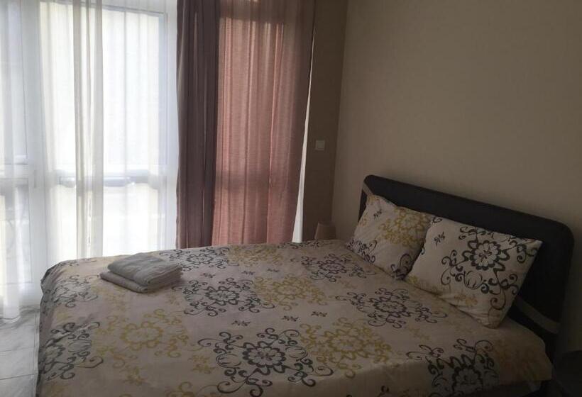 اتاق استاندارد, Art Guesthouse