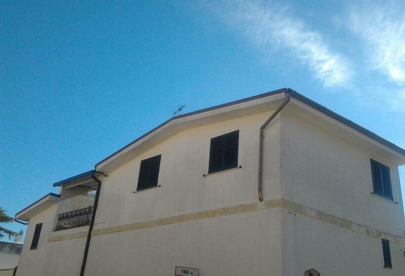 جناح عائلي, Casasalento