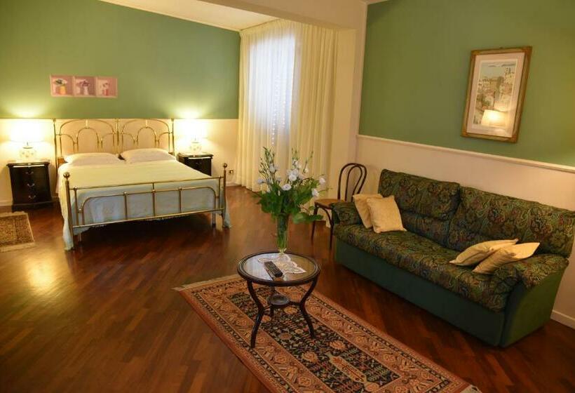 סוויטה משפחתית, Casasalento