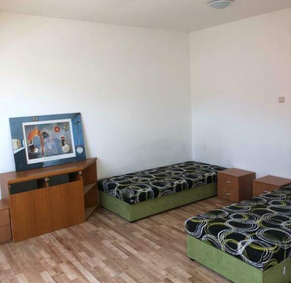 １ベッドルームアパートメント, Penzión Dukát