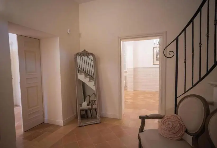 デラックススイート, Villa Nena