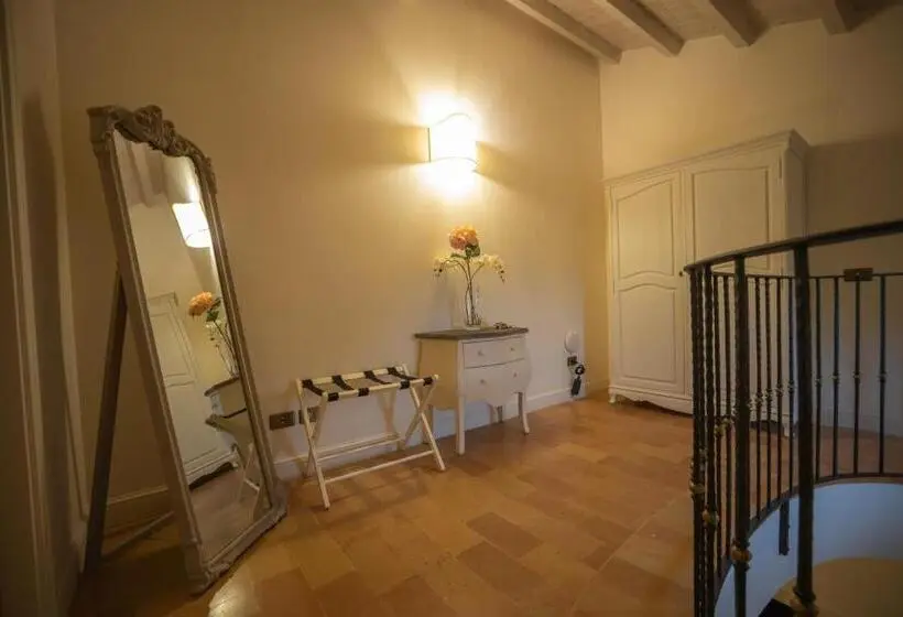 デラックススイート, Villa Nena