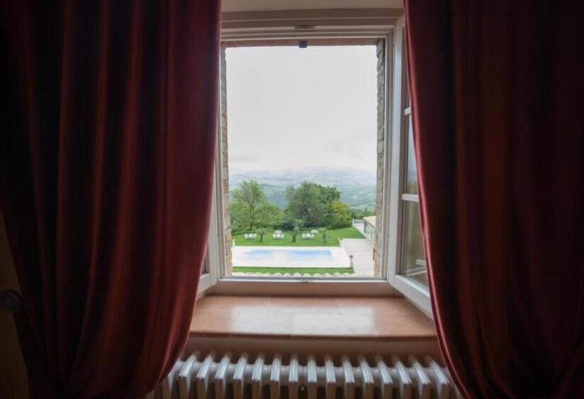 Полулюкс Повышенной Комфортности, Villa Nena