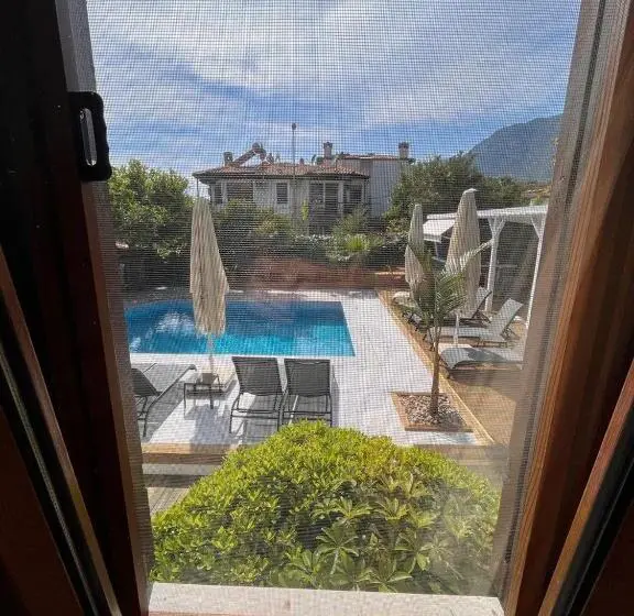 اتاق استاندارد سه تخته با بالکن, Yelken Hotel Akyaka