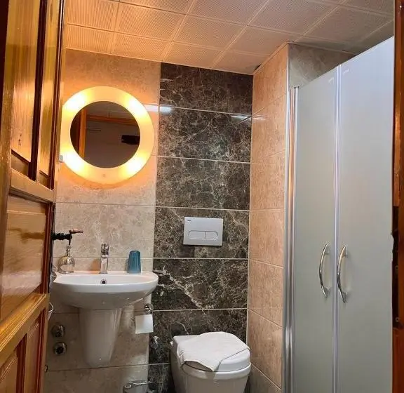 اتاق استاندارد با چشم‌انداز استخر, Yelken Hotel Akyaka