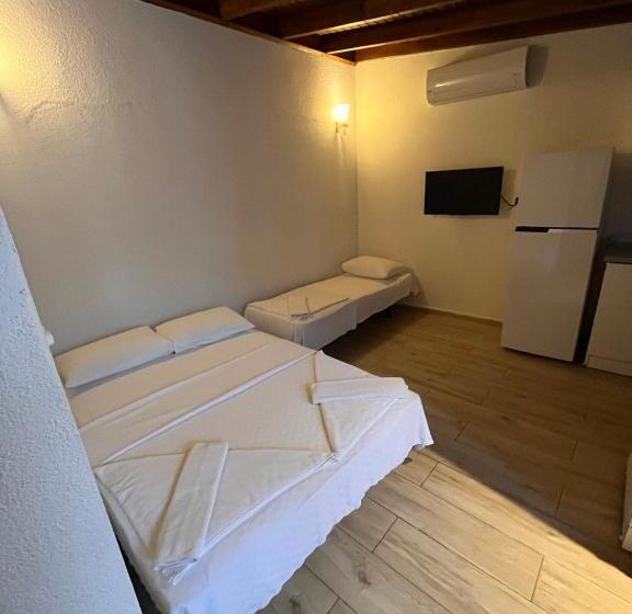 Студия Стандарт, Yelken Hotel Akyaka