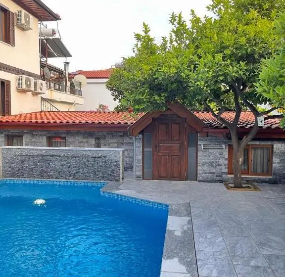 استودیوی استاندارد, Yelken Hotel Akyaka