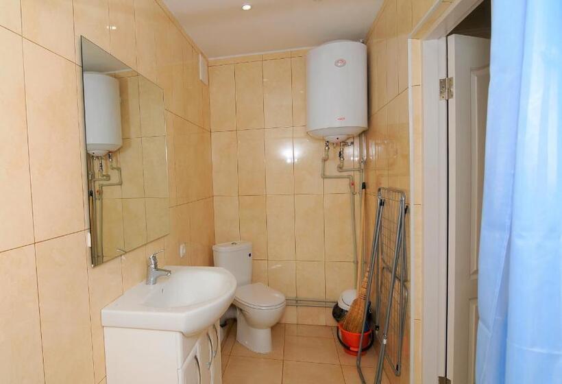 4인용 스탠다드 룸, база відпочинку сонячна