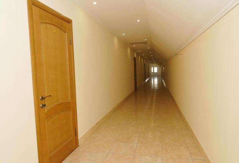 4인용 스탠다드 룸, база відпочинку сонячна