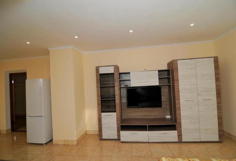 4인용 스탠다드 룸, база відпочинку сонячна