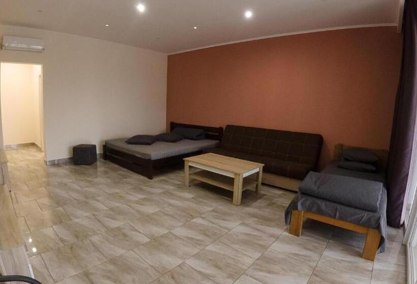 풀장 전망 스위트, база відпочинку сонячна