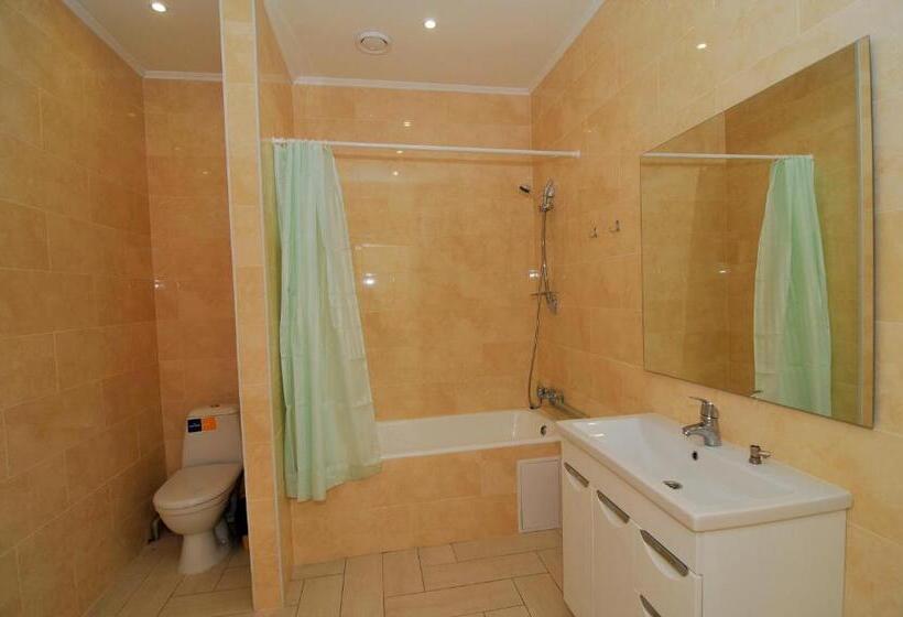 스위트, база відпочинку сонячна