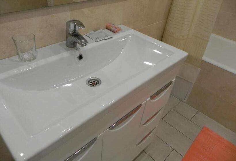 스위트, база відпочинку сонячна