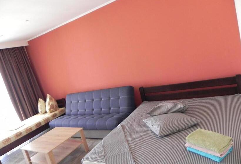 스위트, база відпочинку сонячна