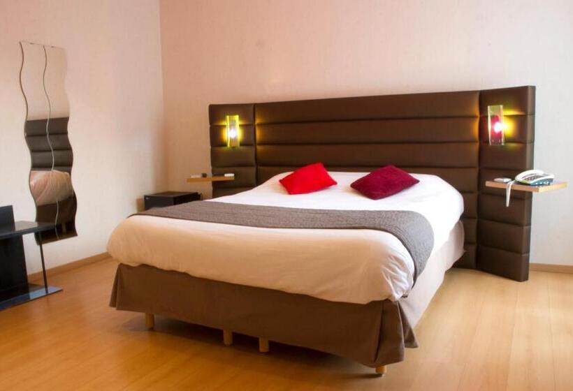 スーペリアールーム, Brit Hotel Roanne   Le Grand Hôtel