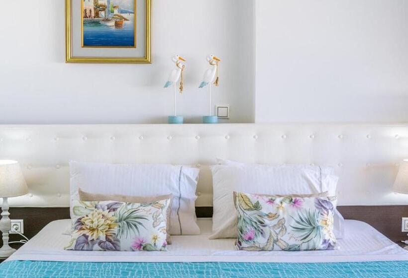 إستديو عائلى, 3aktes Suites & Studios