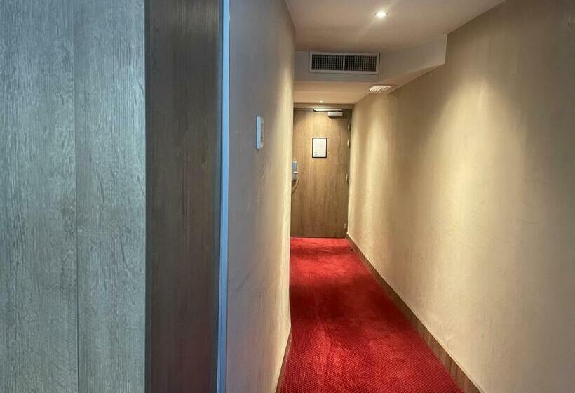 اتاق راحتی سه تخته, Brit Du Moulin De La Pioline La Table A Fromages