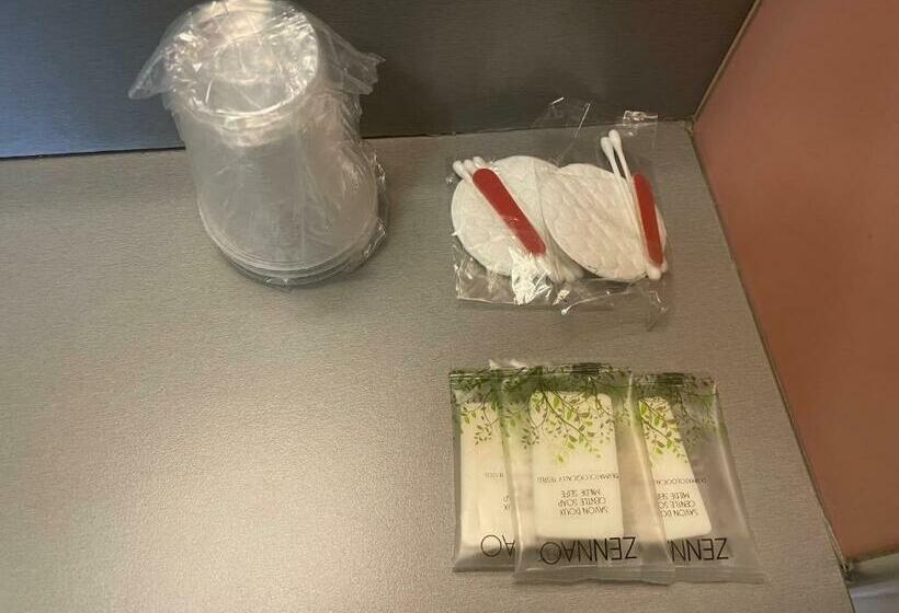 اتاق راحتی, Brit Du Moulin De La Pioline La Table A Fromages