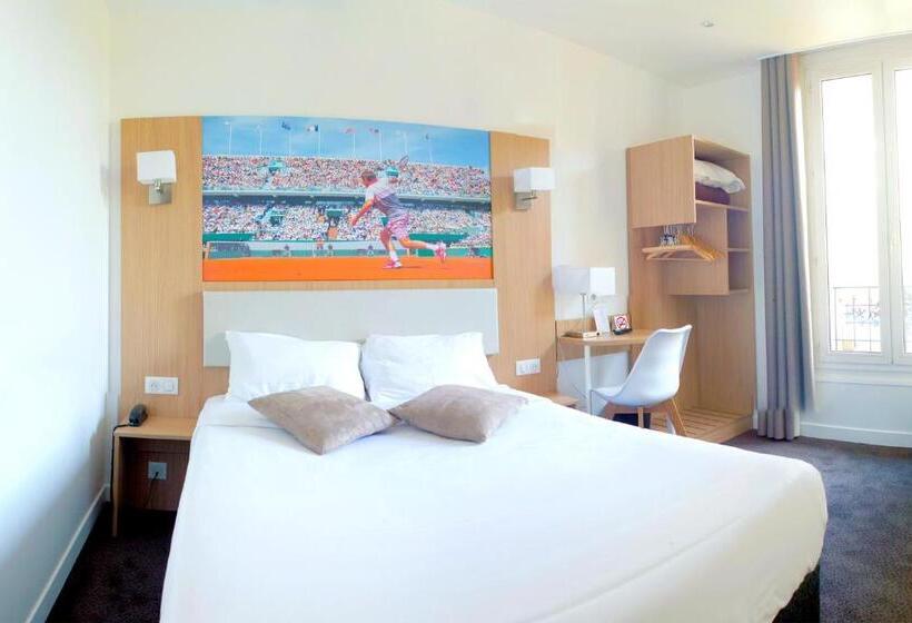 标准单人间, De Paris