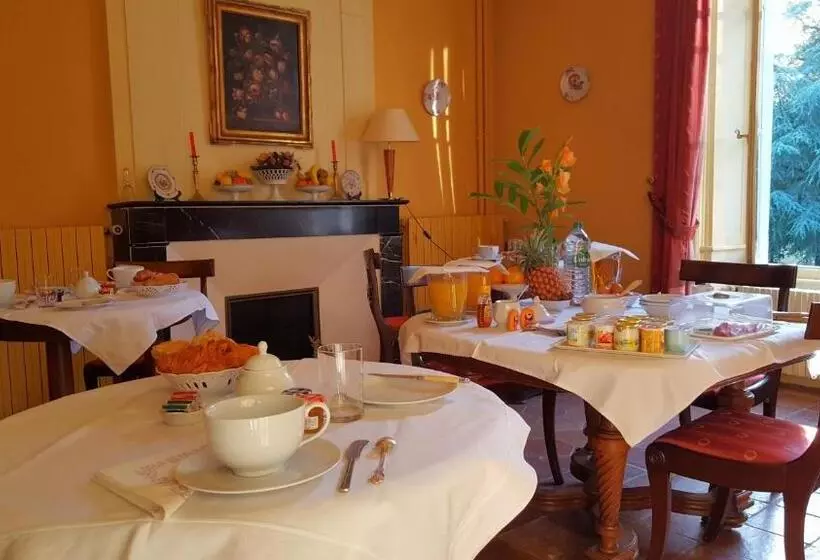 スーペリアールーム, Domaine De Chatenay  Le Mans