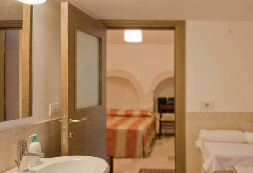 Четырехместный Номер Стандарт, Grotta Cilicia B&b