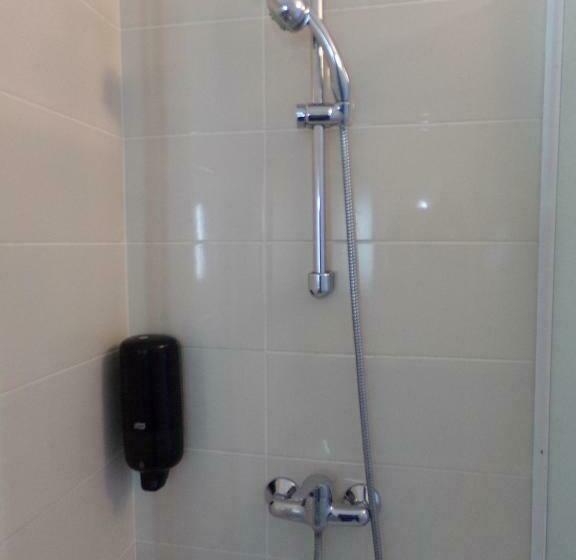 غرفة قياسية, De La Plage