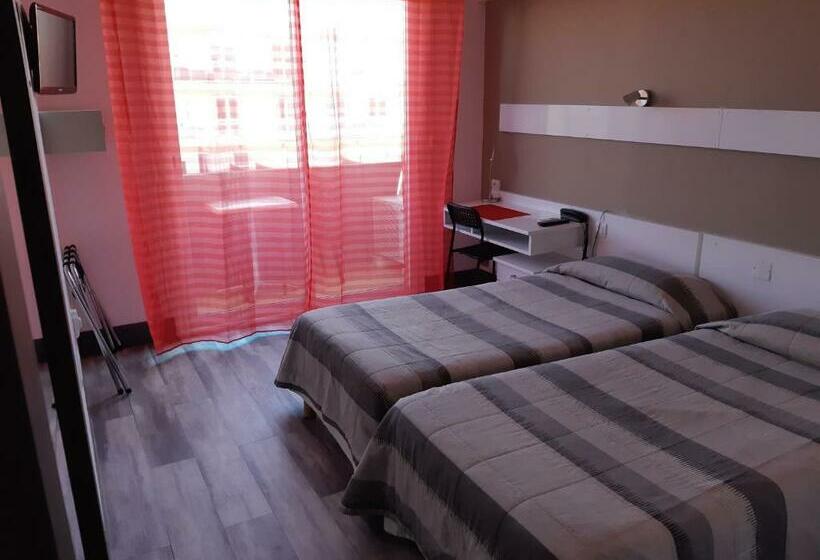 غرفة قياسية, De La Plage