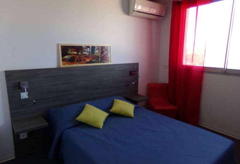 غرفة قياسية, De La Plage