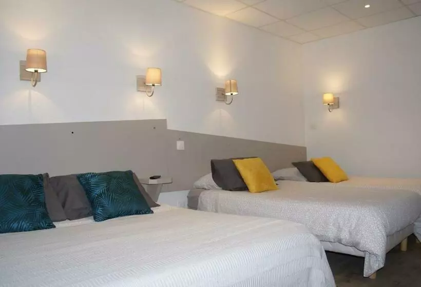 スタンダード4人部屋, Hôtel Alphée