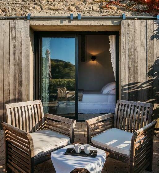 Suite Supérieure, Hôtel Le Clos Du Colombier 1817 Vignes & Spa