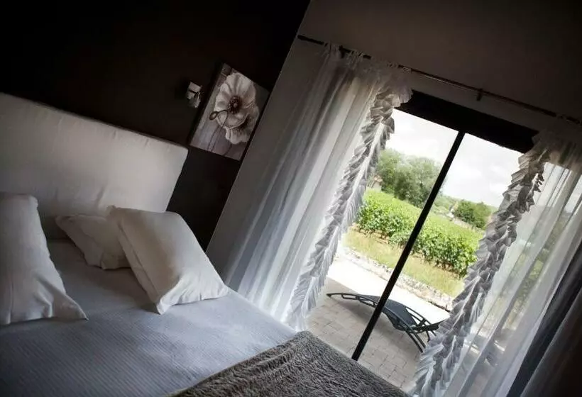 Suite Supérieure, Hôtel Le Clos Du Colombier 1817 Vignes & Spa