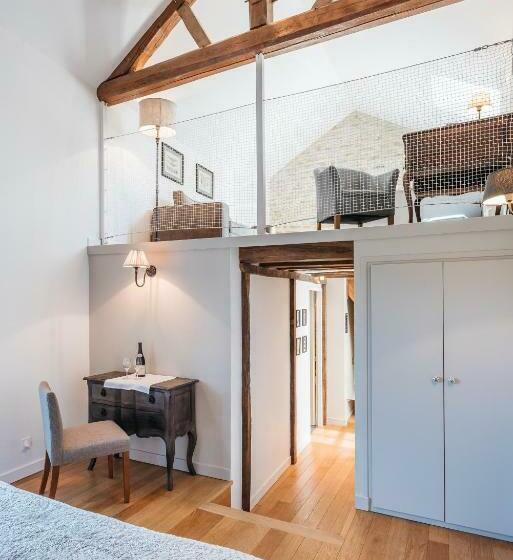 Suite Supérieure, Hôtel Le Clos Du Colombier 1817 Vignes & Spa