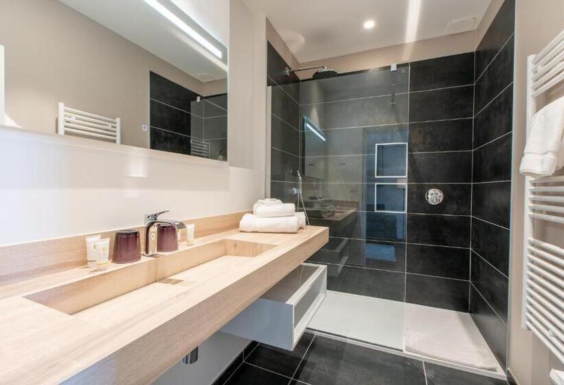 Chambre Supérieure, Hôtel Le Clos Du Colombier 1817 Vignes & Spa