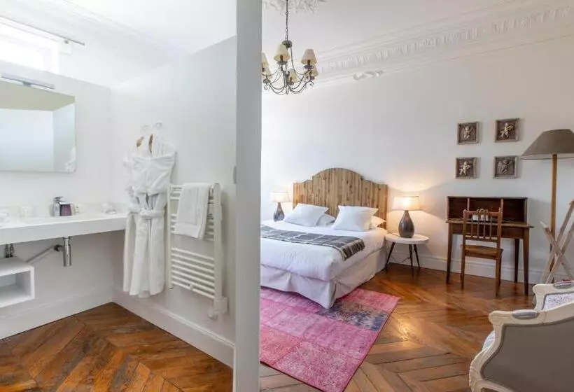 Chambre Supérieure, Hôtel Le Clos Du Colombier 1817 Vignes & Spa